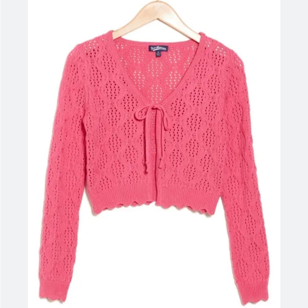 Freshman cable knit cropped scalloped croquette Cottagecore sweater/cardigan
